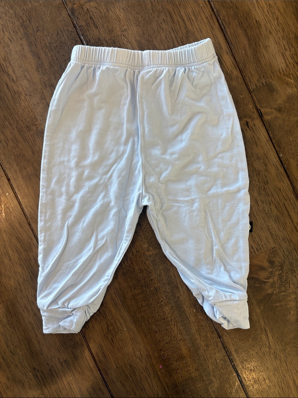 Kyte BABY Pale Blue (“Mist”) Jogger Infant Pants. Like New. Unisex. 3-6 mos. - Picture 2 of 3